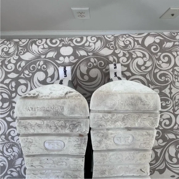 Wonders Sport Sneakers in Taupe and Platinum - Picture 5 of 9